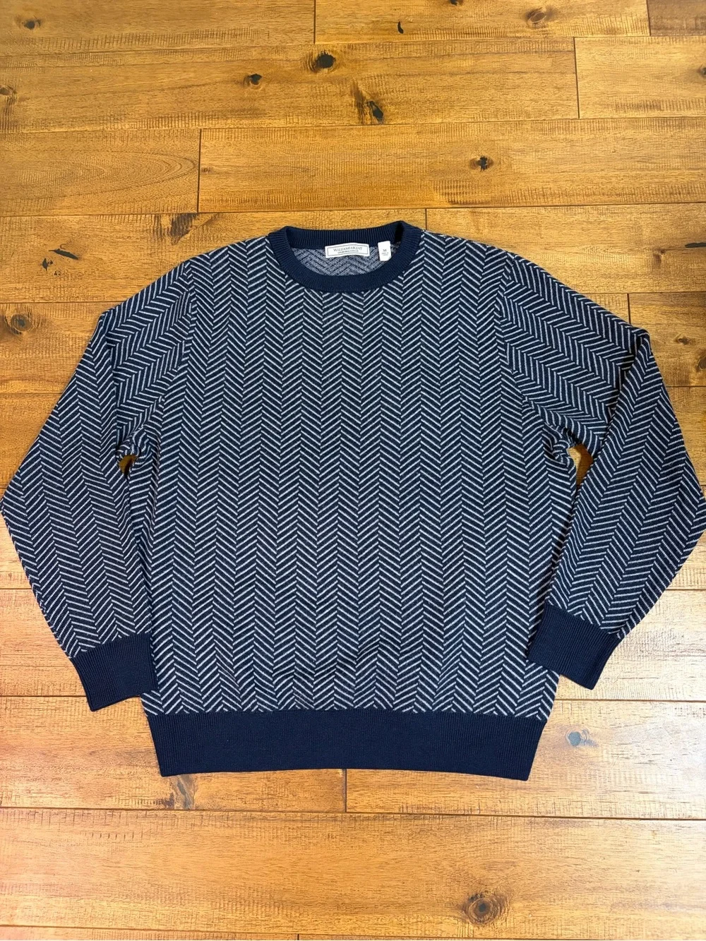 Williams & Kent Sweater Mens Medium 100% Merino Wool Navy Blue White Crewneck